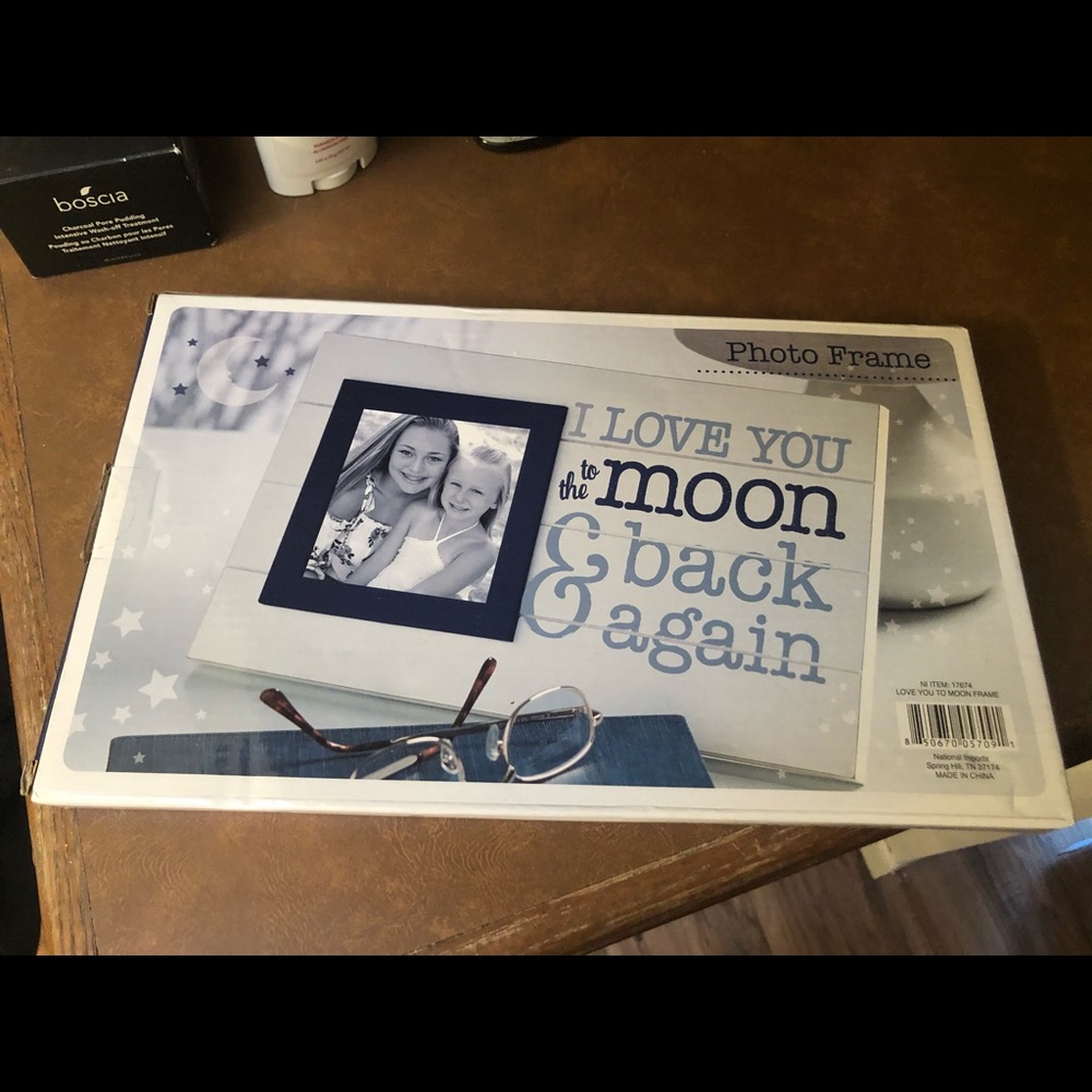 Picture frame - Picture 2 of 5